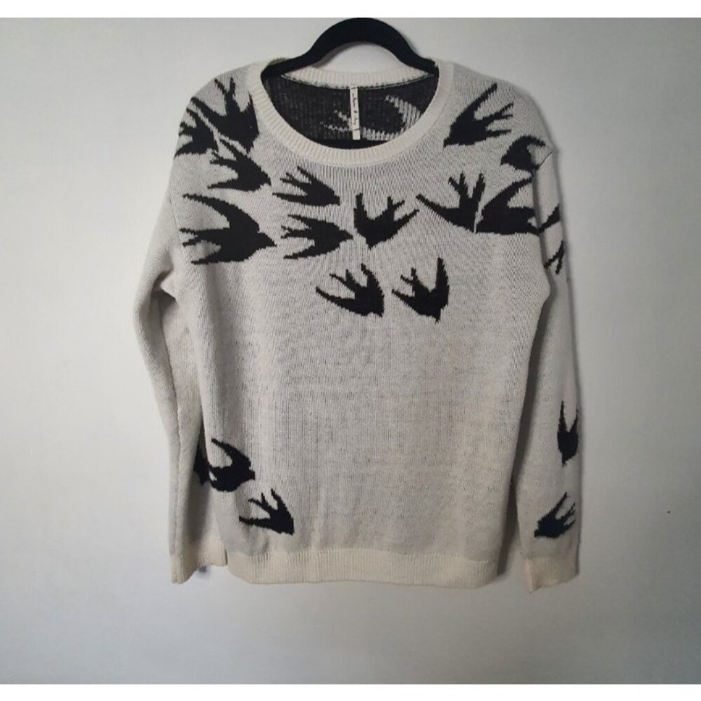 Willow‎ & Clay Pullover Size M Sweater Birds Girls Top Women